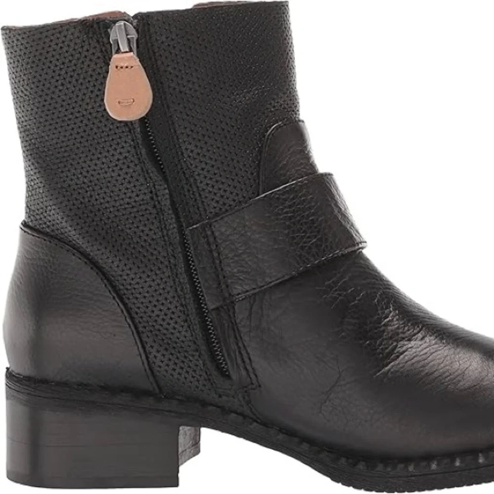 Kenneth Cole New York Women's Best Slit Moto 2 Motorcycle Boot